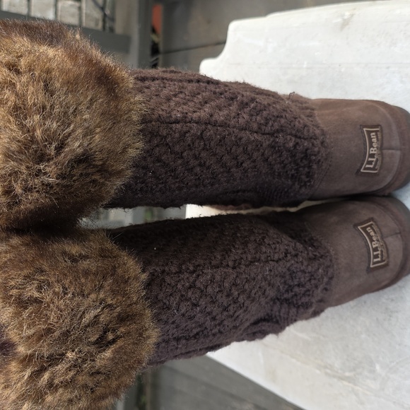 L.L. Bean Women's Brown Knit Boots - Picture 9 of 9